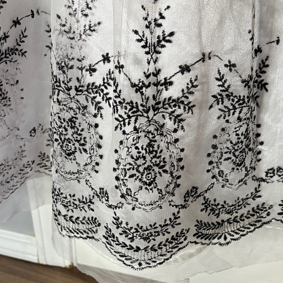 Jona Michelle Black Velvet and White Lace Dress with Red Flower - Picture 4 of 6